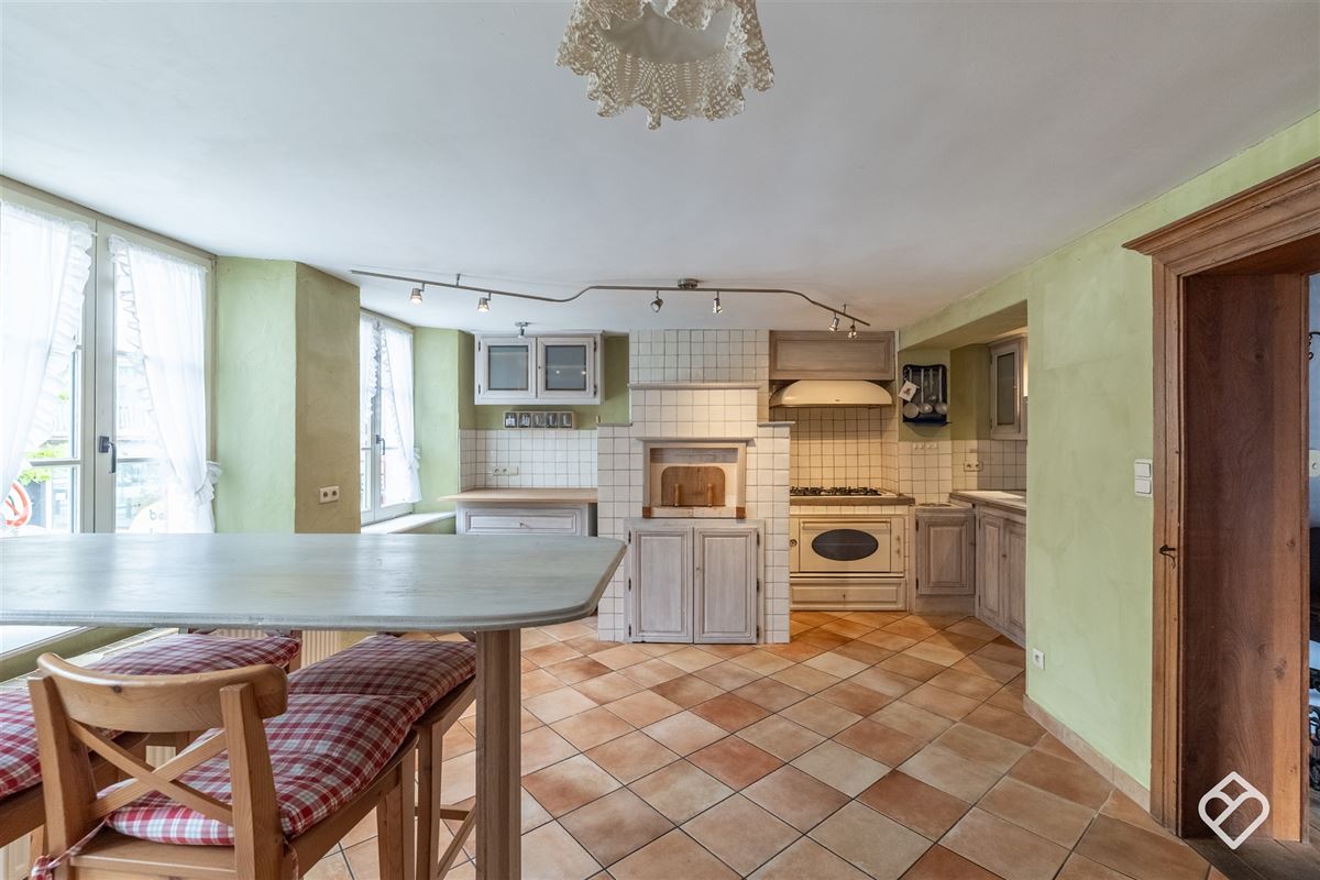 Magnifique maison de commerce à Virton