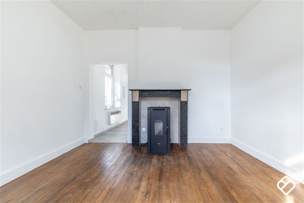Petite maison rénovée avec possibilité de terrain à bâtir