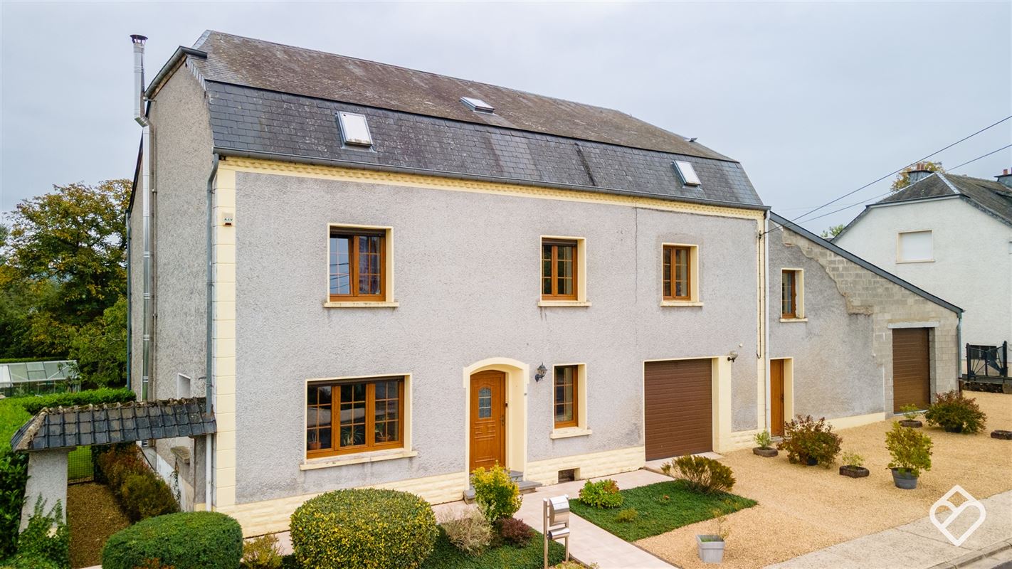 Maison familiale spacieuse avec grand garage