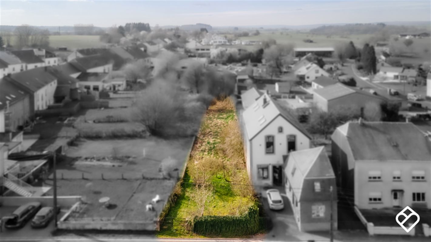 Joli Terrain Plat Pin