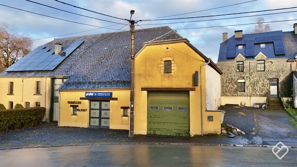 Immeuble à usage multiple