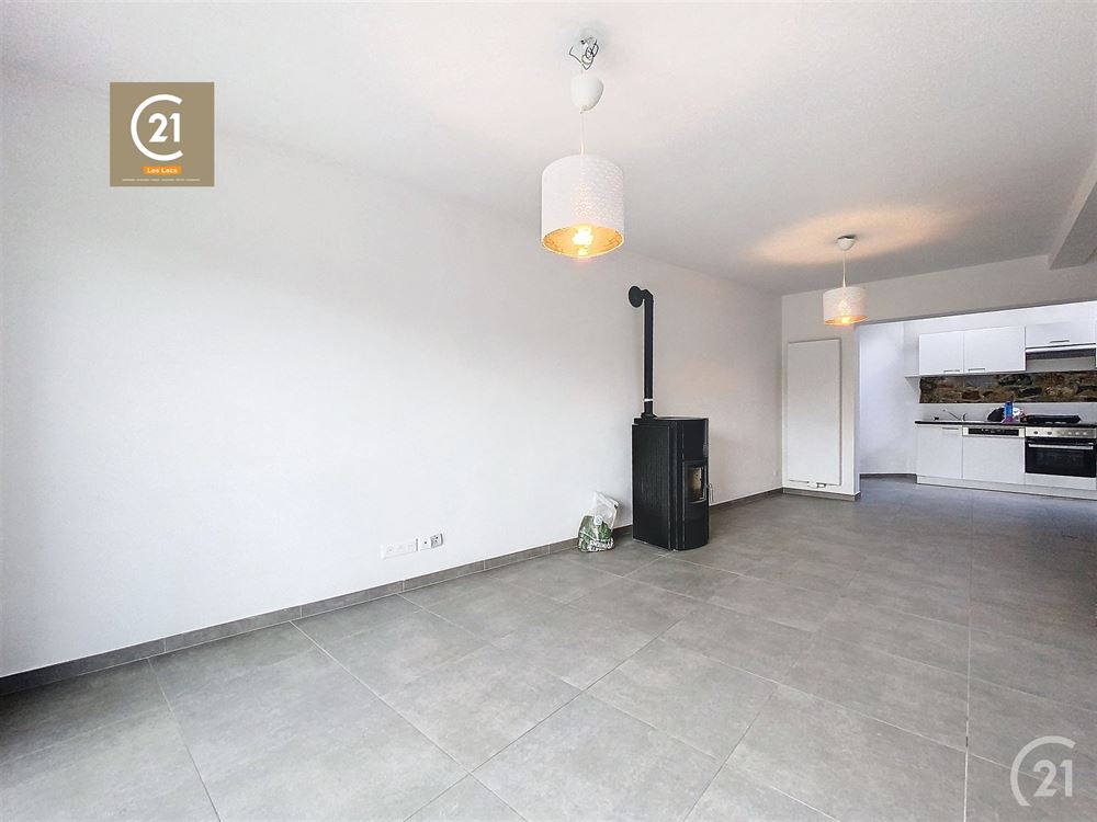 Maison - 3 CHAMBRE - GARAGE