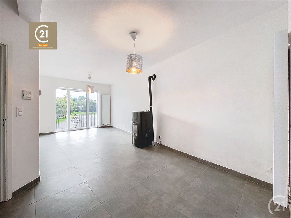 Maison - 3 CHAMBRE - GARAGE