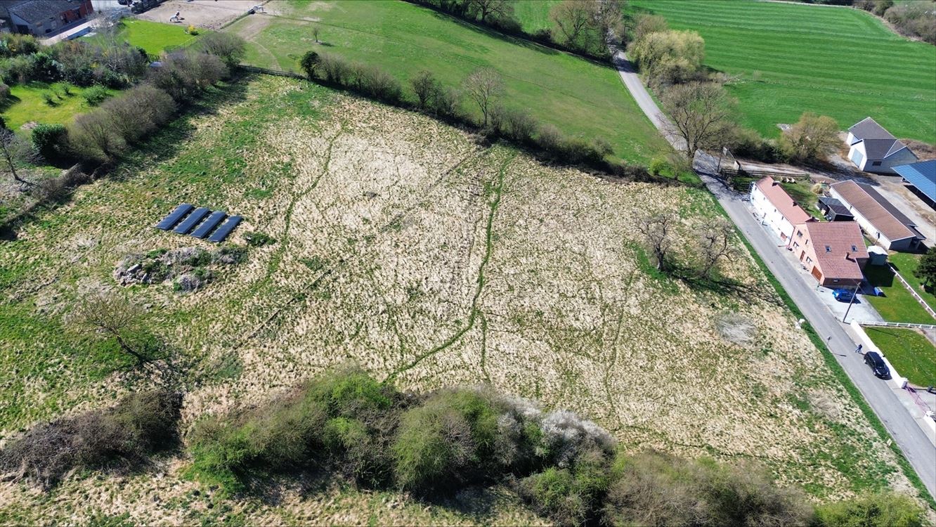 TERRAIN À BÂTIR +- 20 ares