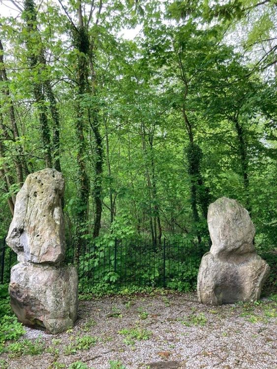 MAISON DE PLAIN-PIED 2 CHAMBRES - GARAGE - JARDIN