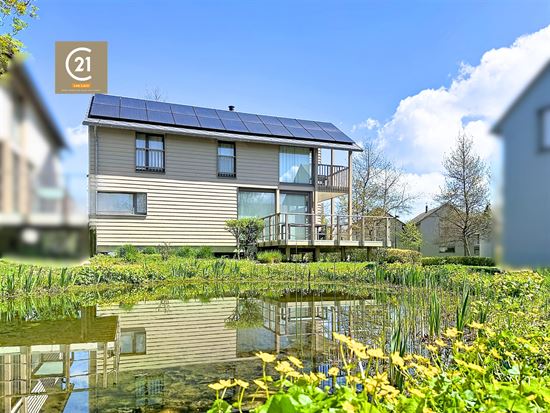 SUPERBE VILLA EN BORDURE DES LACS DE L'EAU D'HEURE