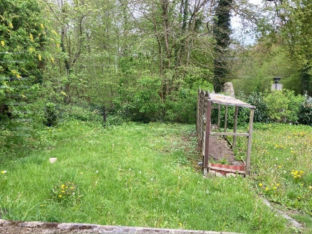 MAISON DE PLAIN-PIED 2 CHAMBRES - GARAGE - JARDIN