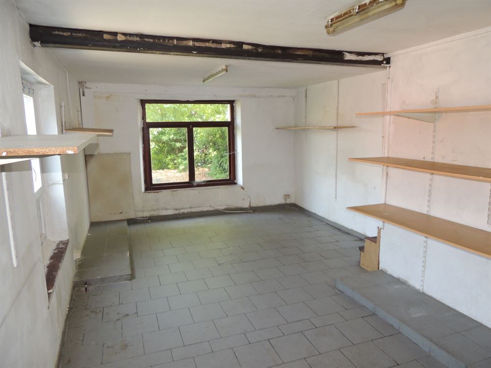 MAISON DE COMMERCE EN PLEIN CENTRE-VILLE