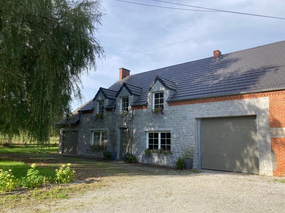 SUPERBE FERMETTE COUP DE COEUR 5 CHAMBRES - DEPEND
