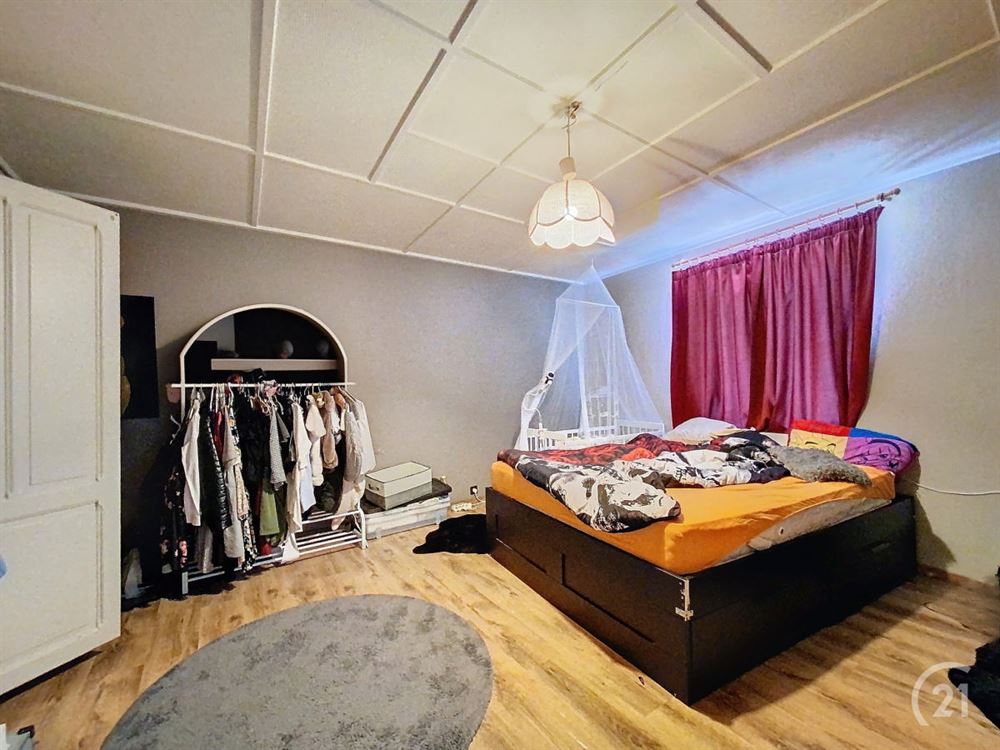 IMMEUBLE 5 CHAMBRES AU COEUR DU VILLAGE