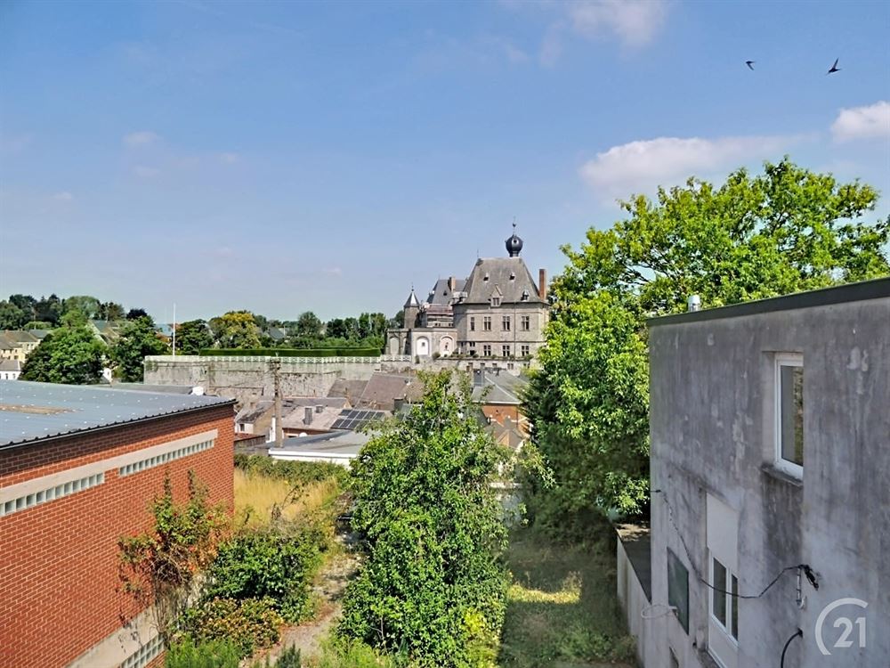 MAISON DE COMMERCE EN PLEIN CENTRE-VILLE