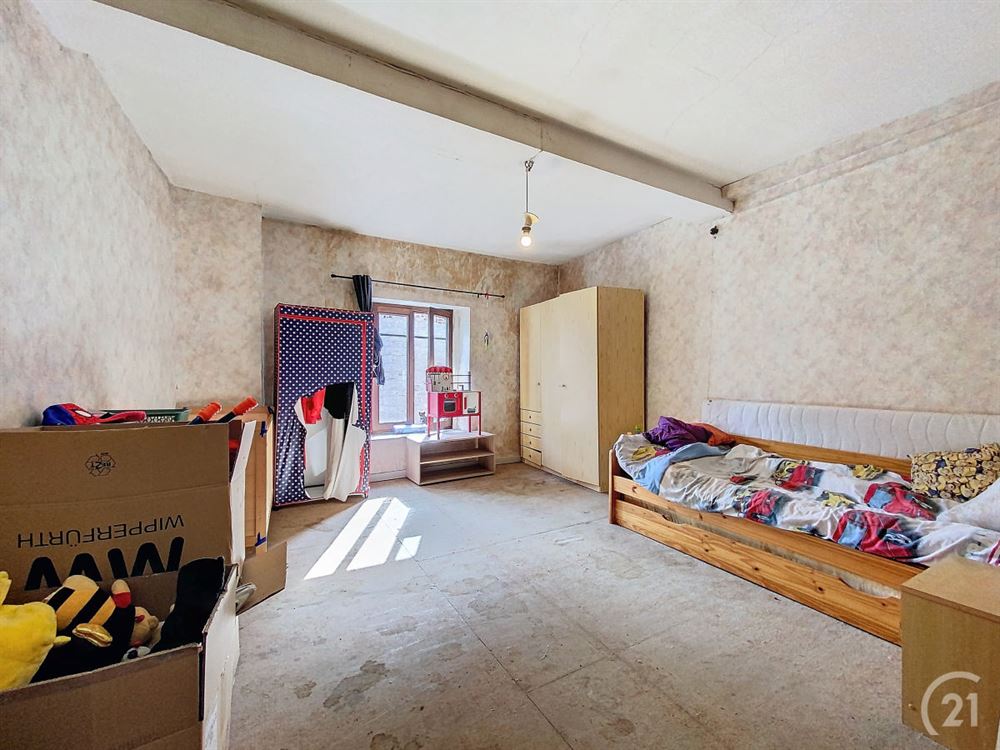 IMMEUBLE 5 CHAMBRES AU COEUR DU VILLAGE