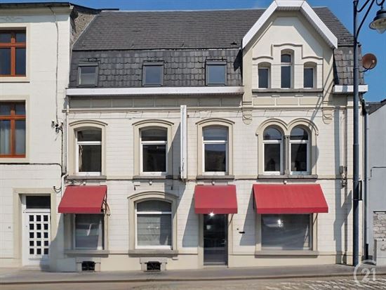 MAISON DE COMMERCE EN PLEIN CENTRE-VILLE