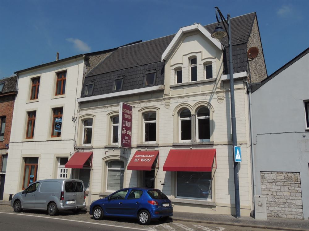 MAISON DE COMMERCE EN PLEIN CENTRE-VILLE