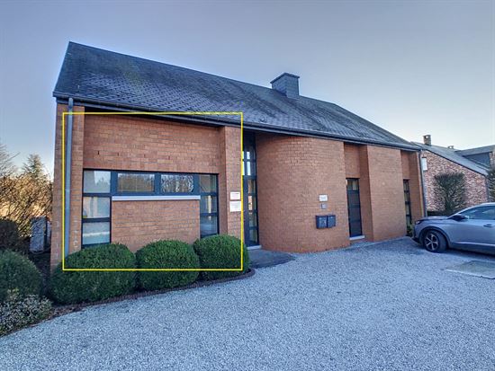 CABINET MEDICAL AVEC SECRETARIAT ET SALLE D'ATTENT