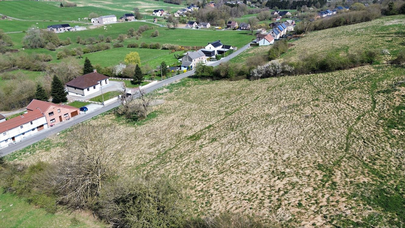 TERRAIN À BÂTIR +- 20 ares