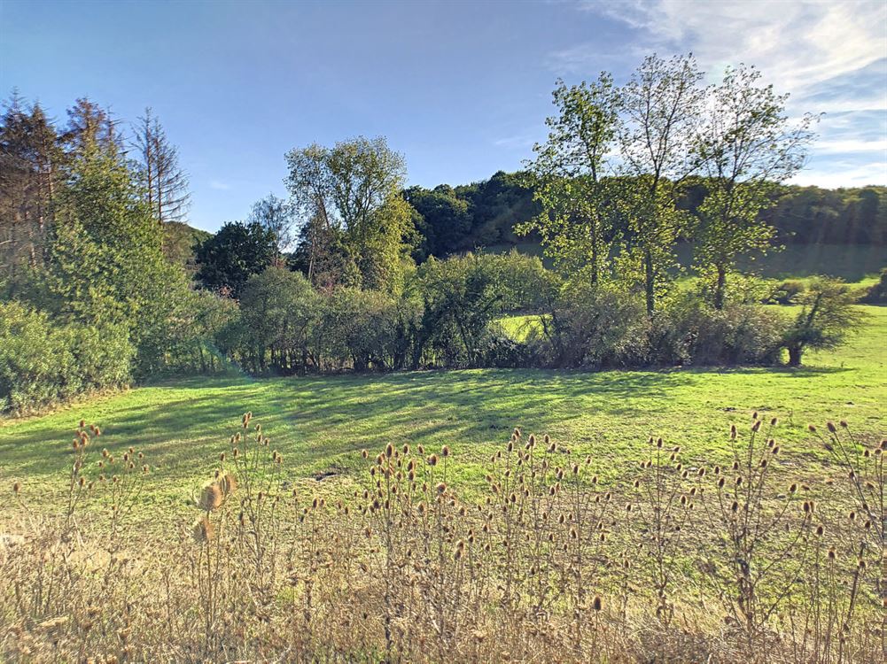 TERRAIN A BATIR DE 839M²