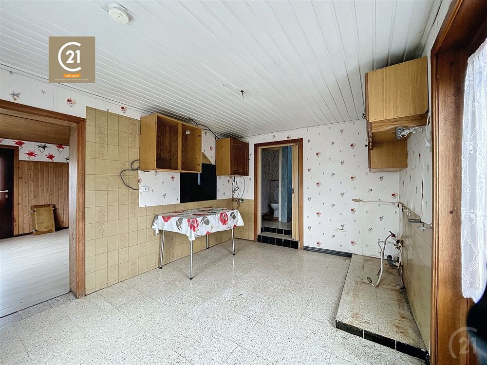 MAISON A RENOVER 2 CHAMBRES - 2 GARAGES