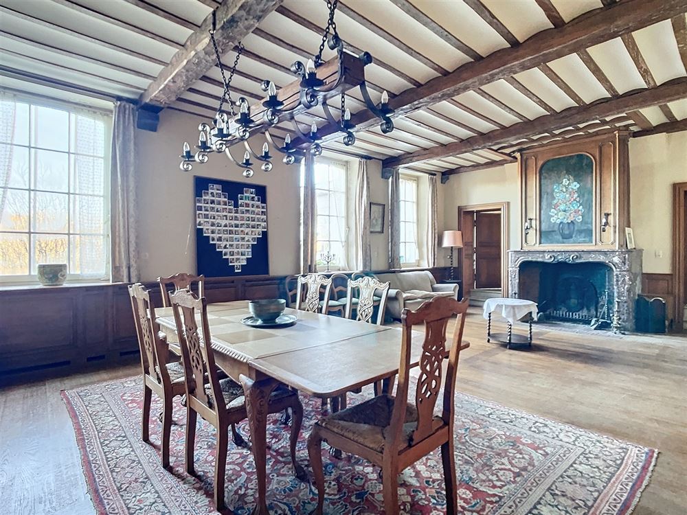 SUPERBE MAISON DE MAÎTRE COMPOSÉE DE DEUX HABITATIONS