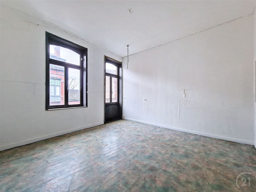 Ensemble de 3 maisons avec terrasse - garage