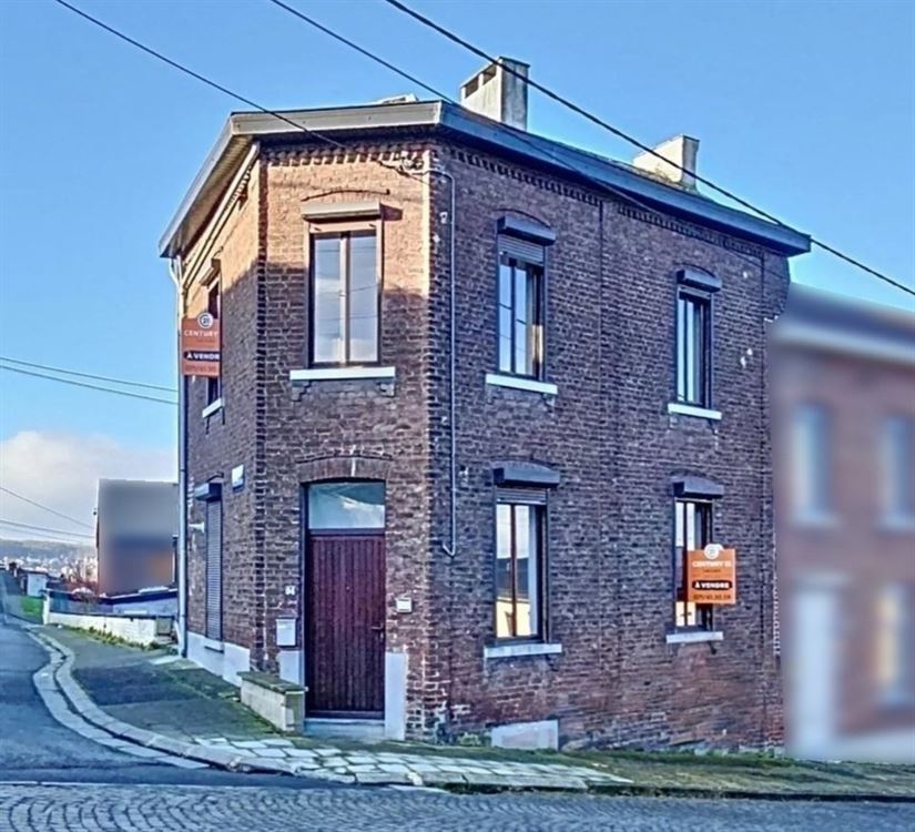 MAISON - 2 CHAMBRES - 2 SDB - GRENIER AMENAGEABLE