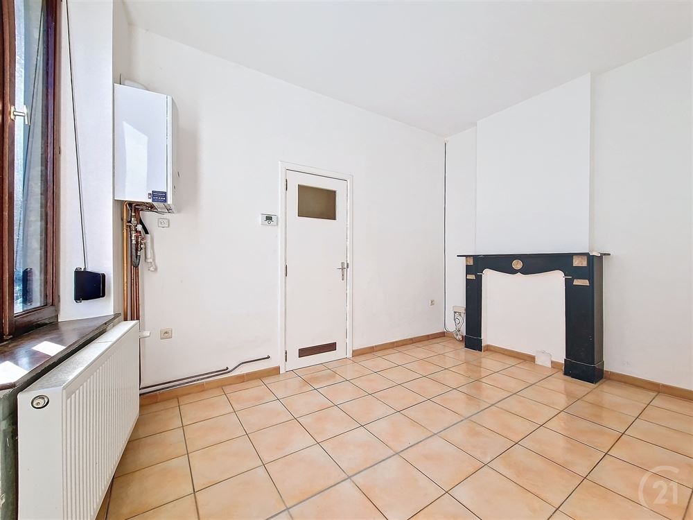 MAISON - 2 CHAMBRES - 2 SDB - GRENIER AMENAGEABLE