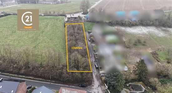 Terrain à bâtir de 10a65ca avec 79m de façade