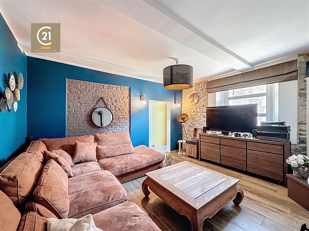 SUPERBE MAISON EN PIERRES DU PAYS + 166M² AMÉNAGEABLES