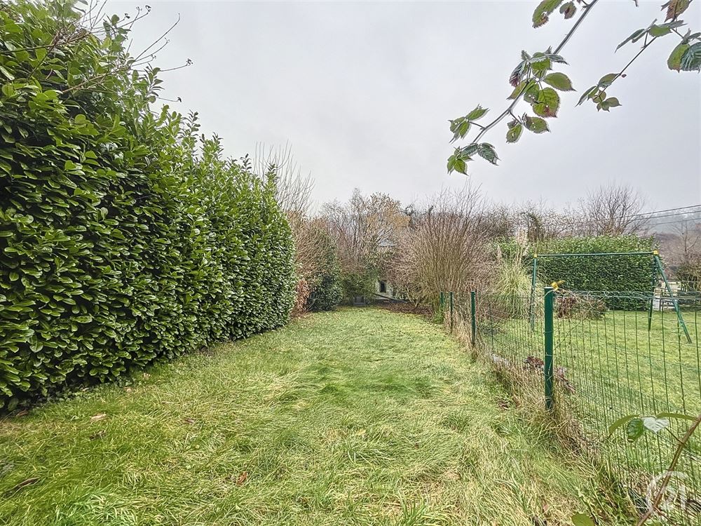 Maison 3 façades à Presles avec très bonne situation