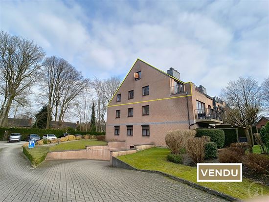 SUPERBE DUPLEX 3 CHAMBRES-TERRASSE-PARKING