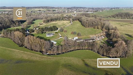 Propriété de + - 4 hectares dans un cadre bucolique