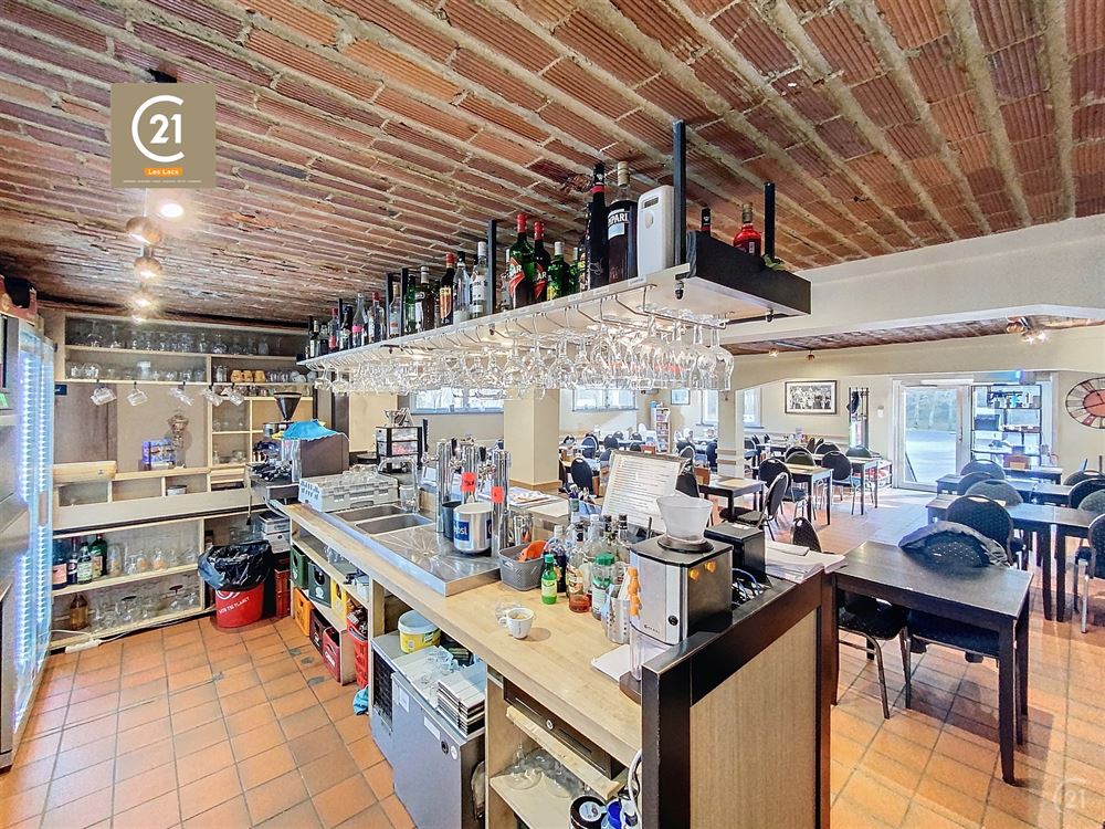 Complexe Horeca + 2 appartements + 1 logement de fonction