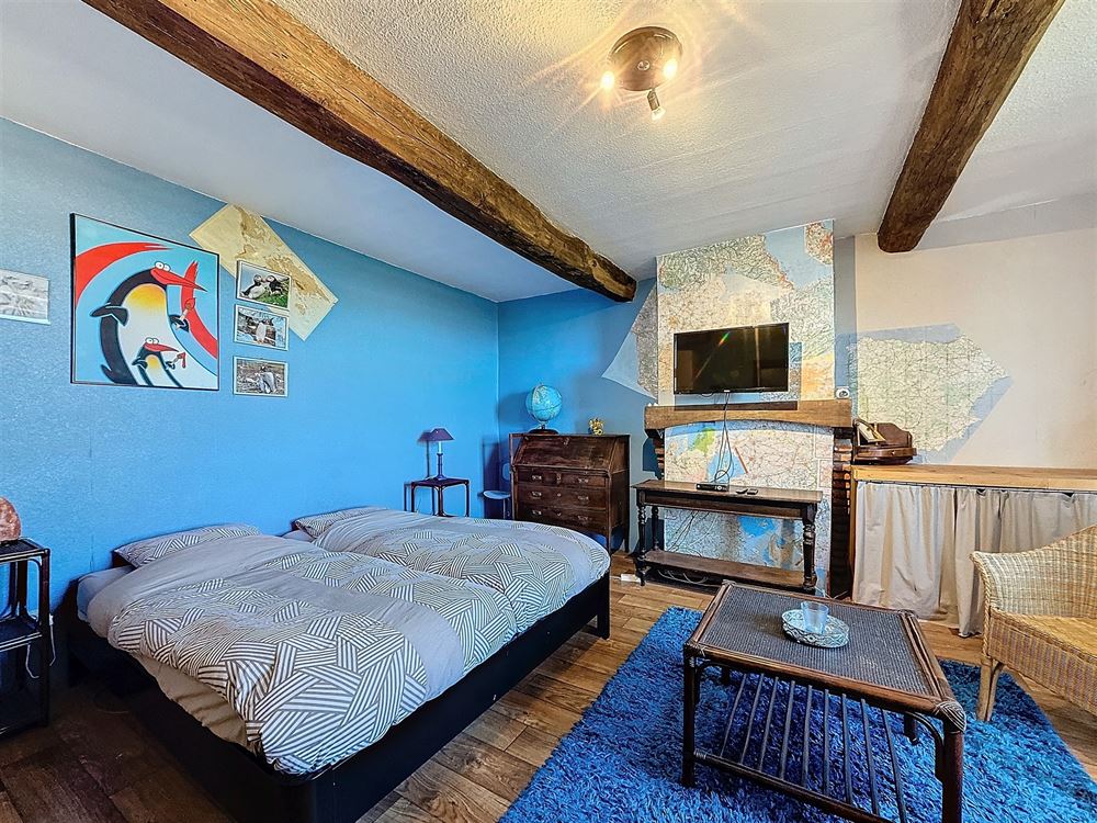 MAISON - 6 CHAMBRES - JARDIN