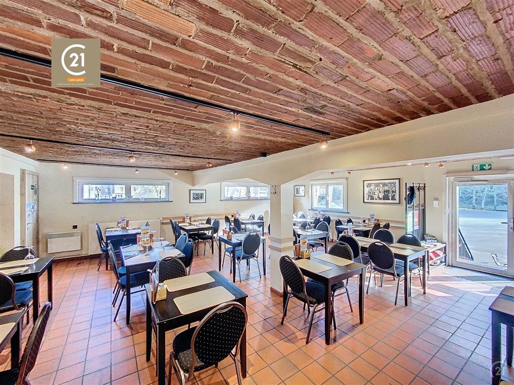 Complexe Horeca + 2 appartements + 1 logement de fonction