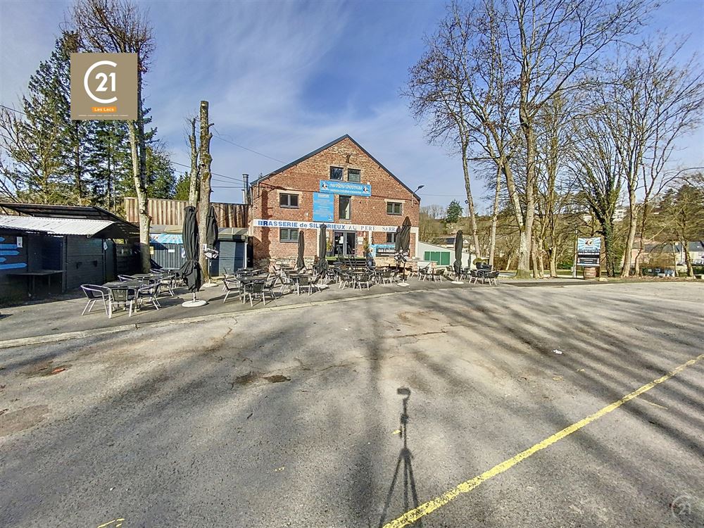 Complexe Horeca + 2 appartements + 1 logement de fonction