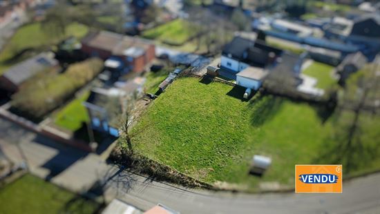 Magnifique terrain à bâtir de 7,56 ares (21M de façades)