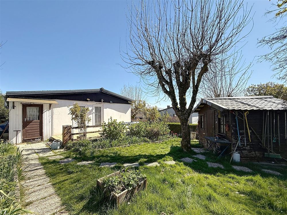 JOLI CHALET 2 CHAMBRES SUR PARCELLE ARBORÉE DE 3,53 ARES