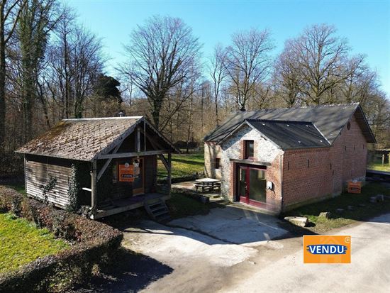 JOLIE FERMETTE EN GROS OEUVRE FERMÉ + CHALET ENTIÈREMENT ÉQUIPÉ