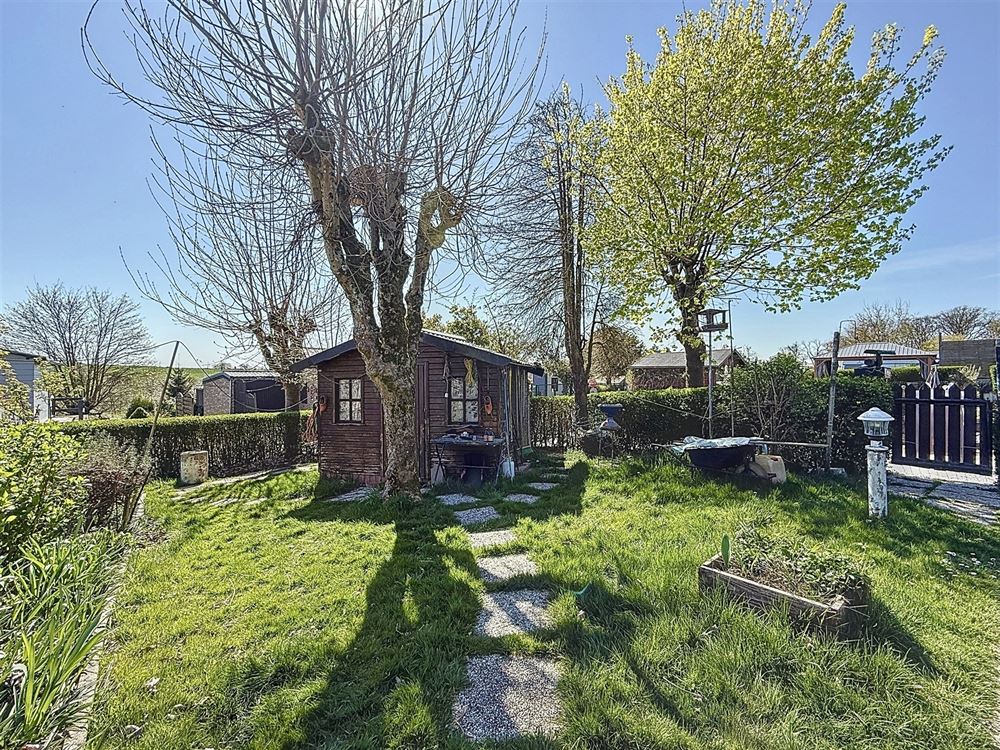 JOLI CHALET 2 CHAMBRES SUR PARCELLE ARBORÉE DE 3,53 ARES