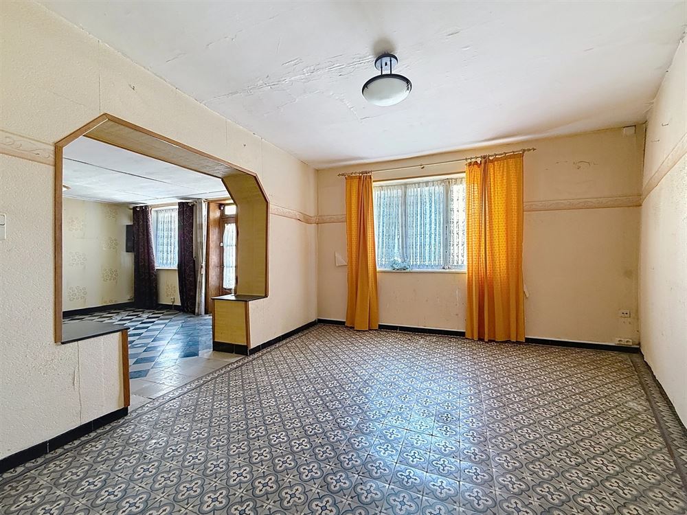 JOLIE MAISON 3 CHAMBRES À RÉNOVER PROCHE DU CENTRE DE SIVRY