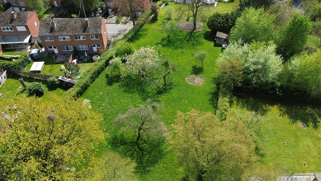 Superbe terrain à bâtir de 14 ARES et 95 CENTIARES