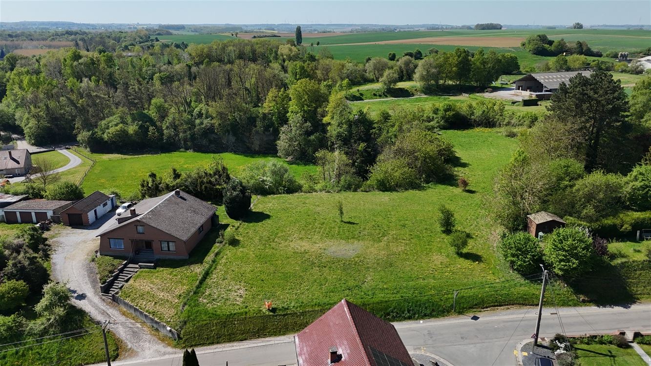 Terrain à bâtir de +-10 ares 