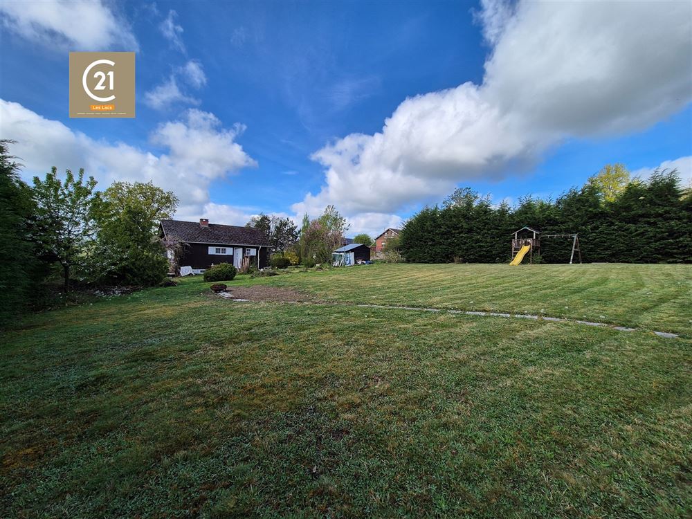CHALET AVEC TERRAIN A BATIR
