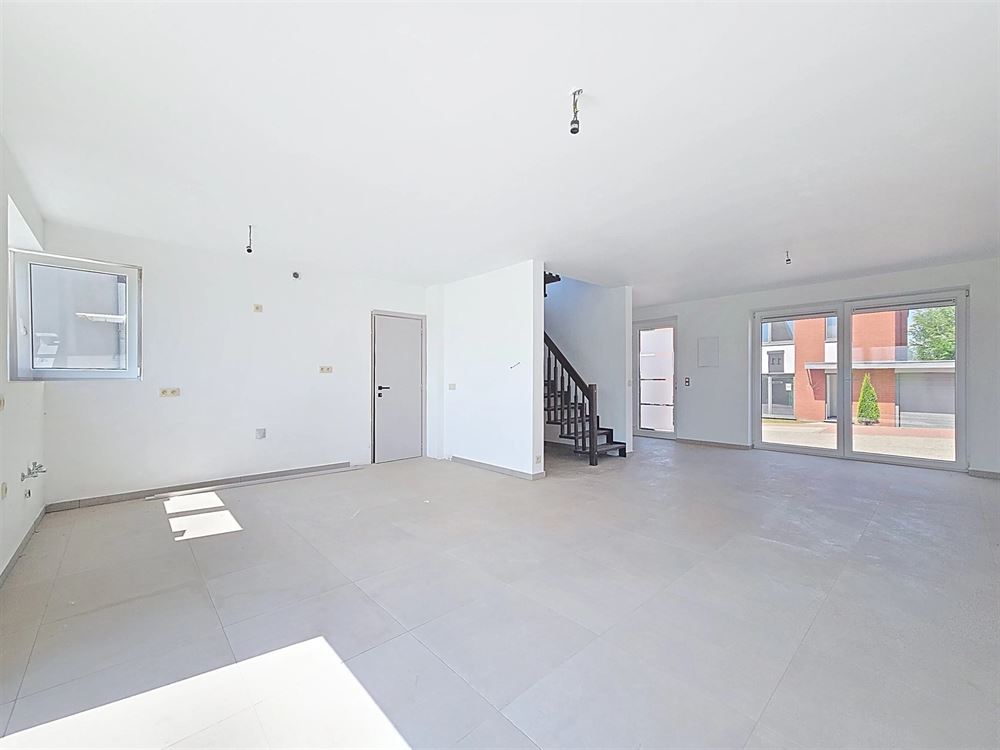 MAISON NEUVE - GARAGE - JARDIN - GRENIER AMENAGEABLE