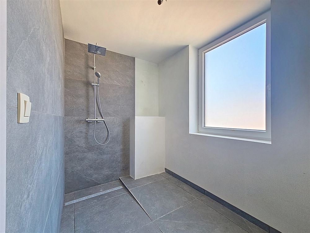 MAISON NEUVE - GARAGE - JARDIN - GRENIER AMENAGEABLE