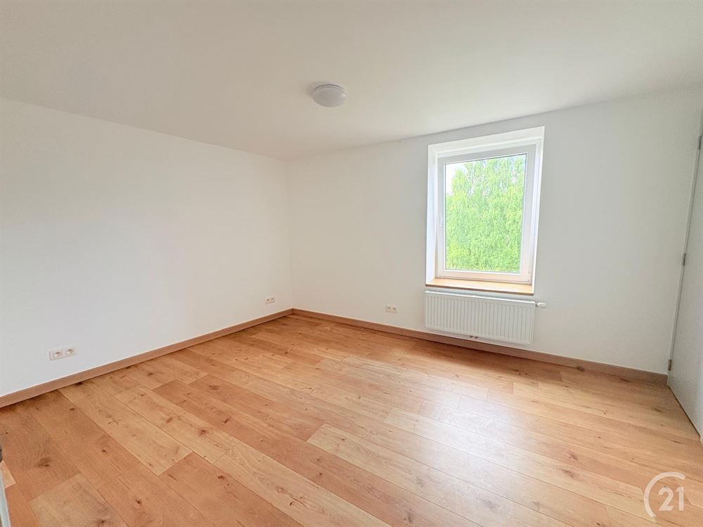JOLIE MAISON ENTIEREMENT RENOVEE