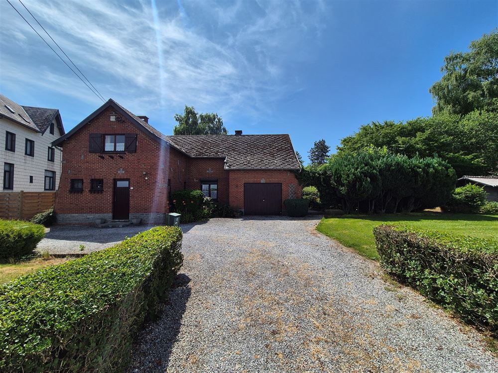 VILLA 3 CHAMBRES, GARAGE ET JARDIN