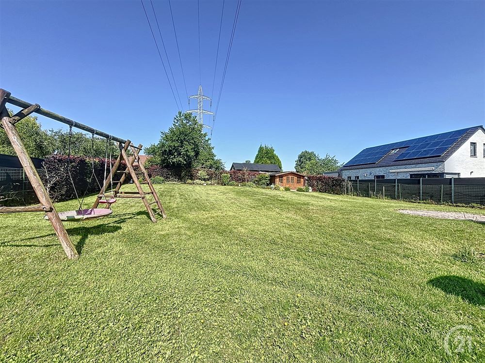 SUPERBE VILLA - 3 CHAMBRES - GARAGE - JARDIN