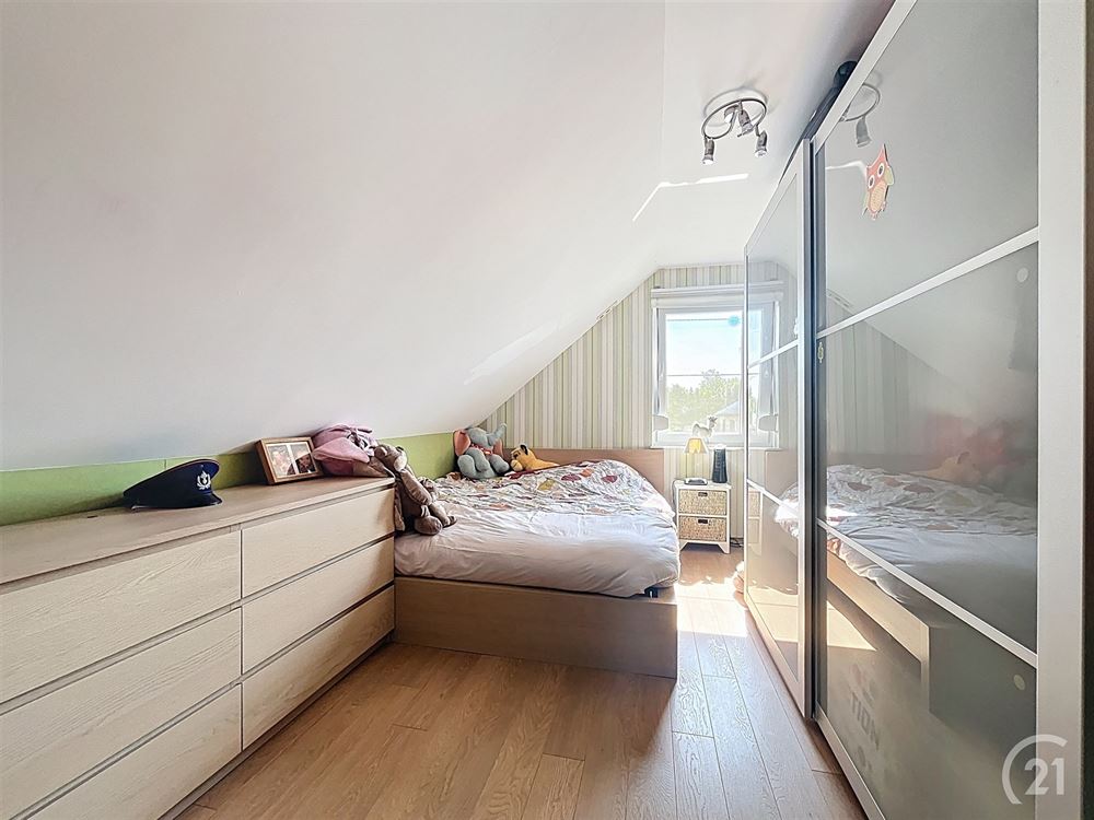 SUPERBE VILLA - 3 CHAMBRES - GARAGE - JARDIN