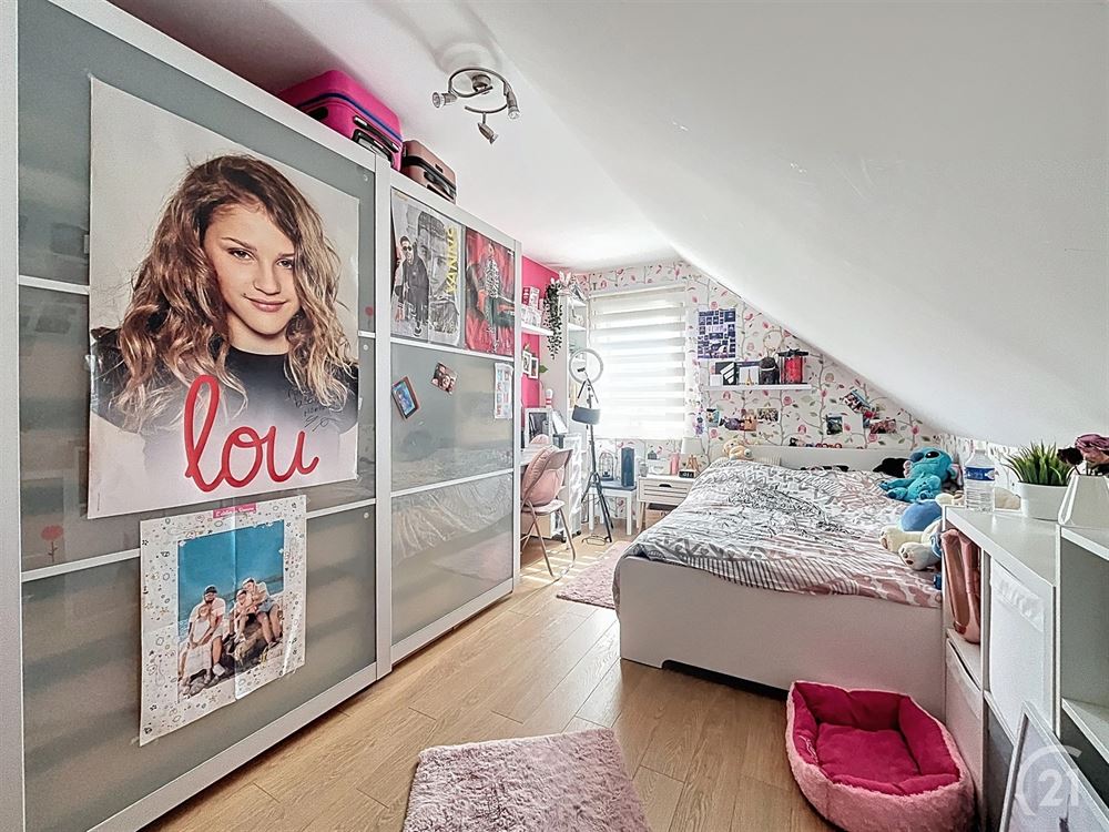SUPERBE VILLA - 3 CHAMBRES - GARAGE - JARDIN